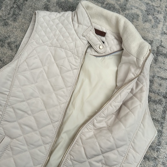 NWOT ZARA VEST OFF WHITE IVORY XS - Picture 4 of 7